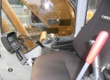Escavadeira New Holland E 215 B (NH01)